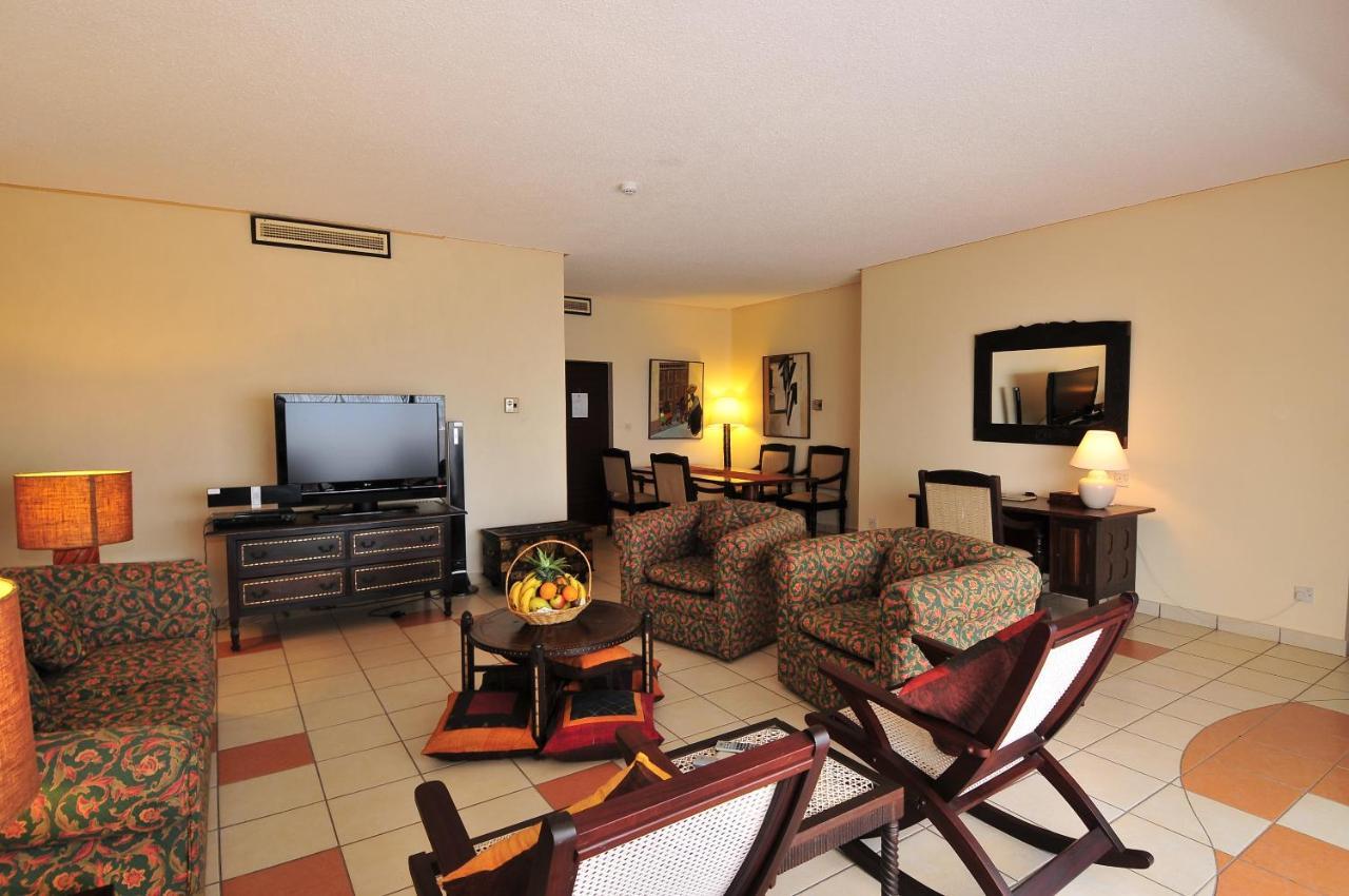 Mombasa Continental Resort Shanzu Exterior foto