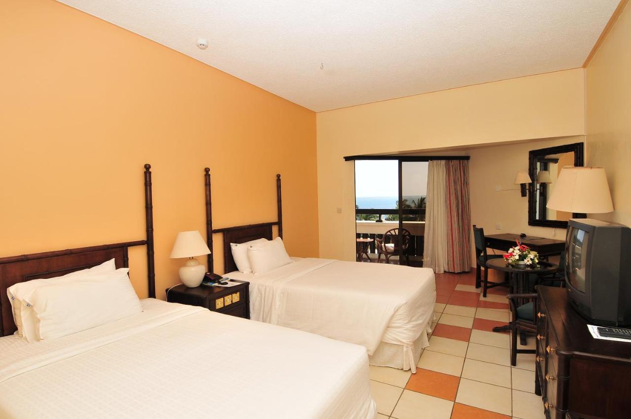 Mombasa Continental Resort Shanzu Exterior foto